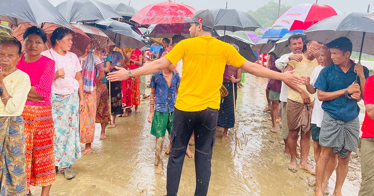 United for Relief: Volunteers Extend Aid to The Flood Affected