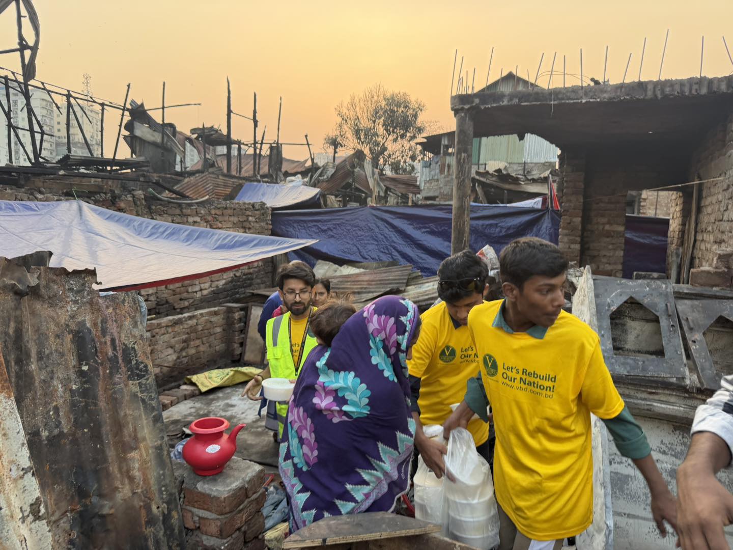 Standing Beside Korail Residents: JAAGO Foundation’s Emergency Response to the Devastating Fire